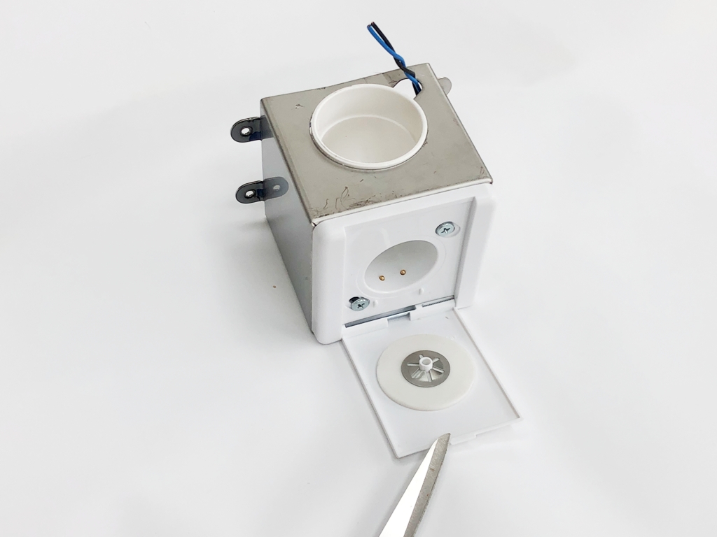 Aufputz-Saugdose od. Wandsaugdose mit Metall-Box - edelstahl blank