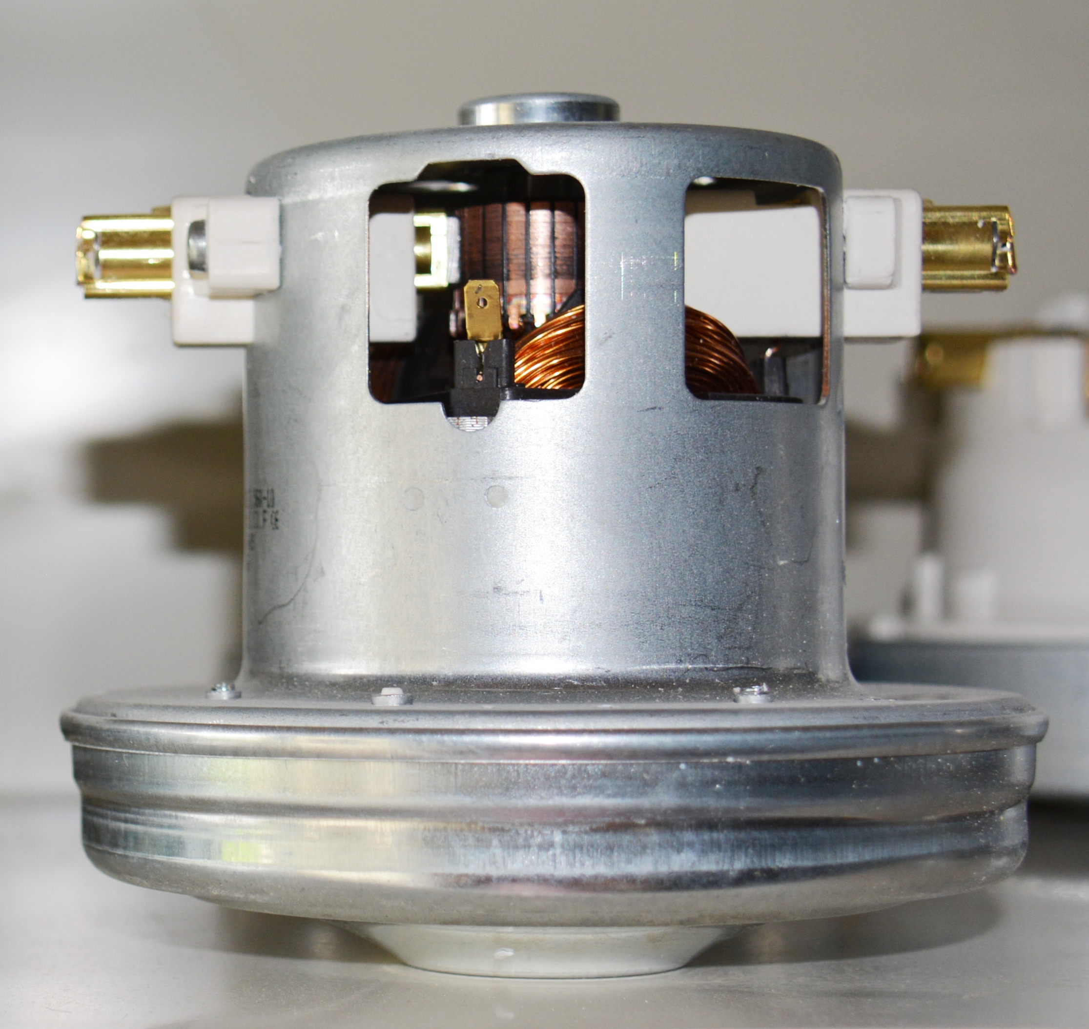 Motor 2000W mit 1 Turbine für verschiedenste Zentralstaubsauger